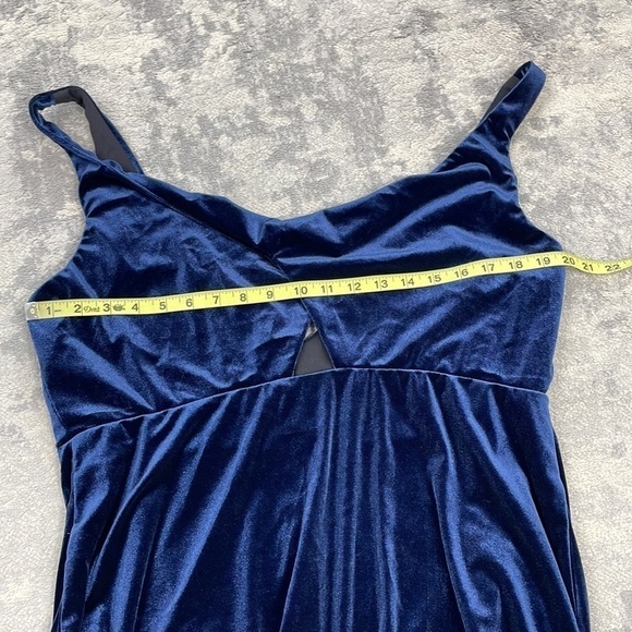 NWT Lovely Dessy Group Twist Front Cut Out Velvet Maxi Dress Gown Midnight Blue - Picture 7 of 10